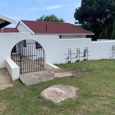 White House Lodge In Scotburgh Scottburgh Zewnętrze zdjęcie